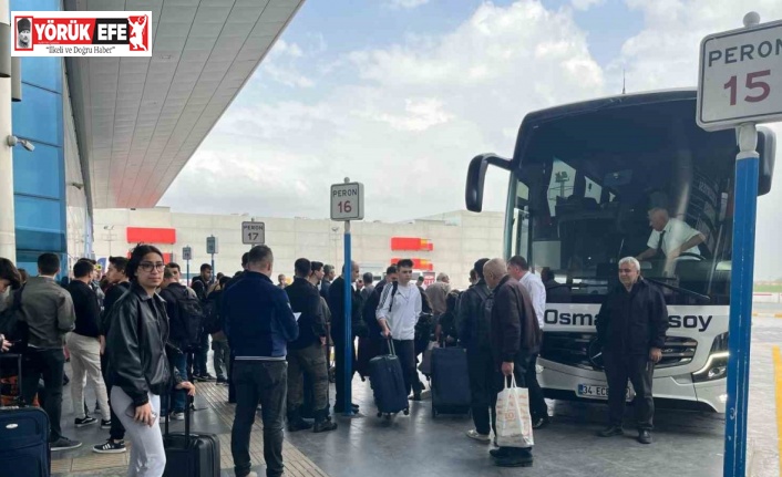 Aydın otogarında bayram yoğunluğu yaşanıyor