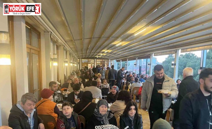 Aydın Vakıflar Bölge Müdürlüğü her gün 3 bin 800 kişiye iftar veriyor
