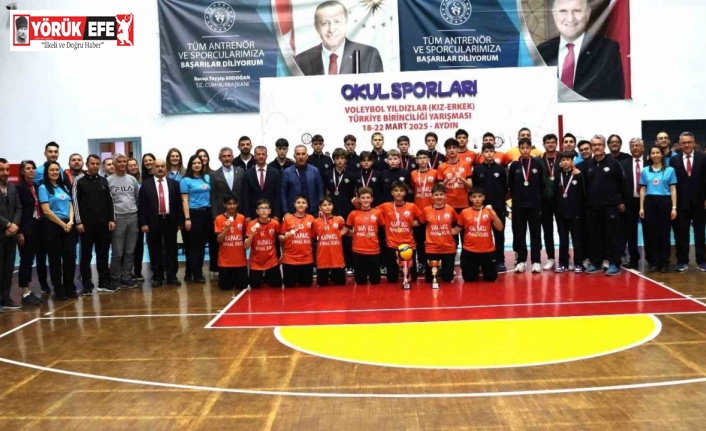 Aydın’da düzenlenen Okullar Arası Türkiye Voleybol Şampiyonası sona erdi