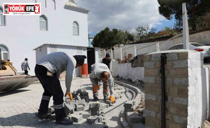 Efeler Belediyesi, Baltaköy Camii bahçesini yeniledi