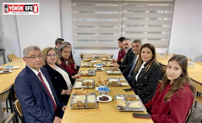 Germencik Kaymakamı Doğru, Ortaklar Fen Lisesi öğrencileriyle iftar programında buluştu