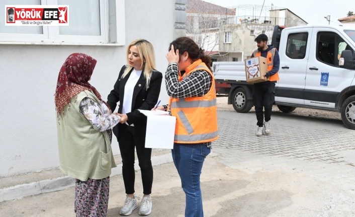 Kuşadası Belediyesi Ramazan ayında 3 bin 500 haneye gıda kolisi ulaştırdı