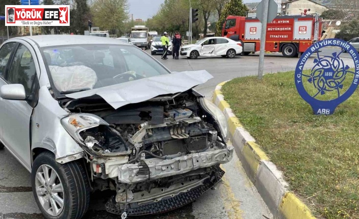 Otomobiller kavşakta çarpıştı: 1 yaralı