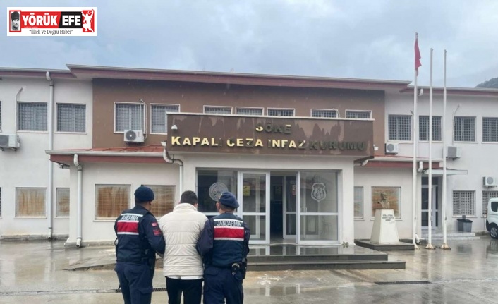 Aranan şahıslar jandarmadan kaçamadı