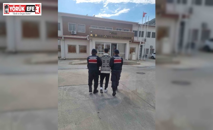 Dolandırıcılık suçundan aranan şahıs Kuşadası’nda yakalandı