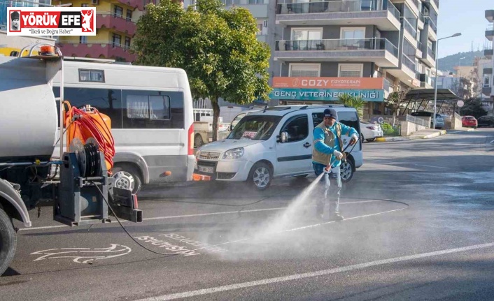Kuşadası Belediyesi kenti turizm sezonuna hazırlıyor