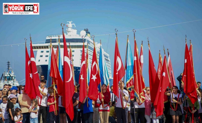 Kuşadası’nda 23 Nisan coşkuyla kutlandı