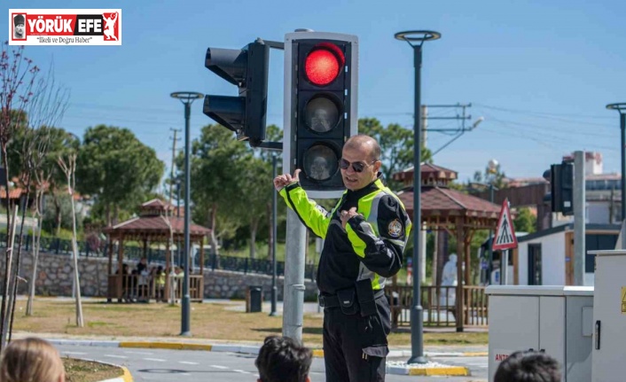 Kuşadası’nda geleceğin bilinçli sürücüleri bu parkta yetişiyor