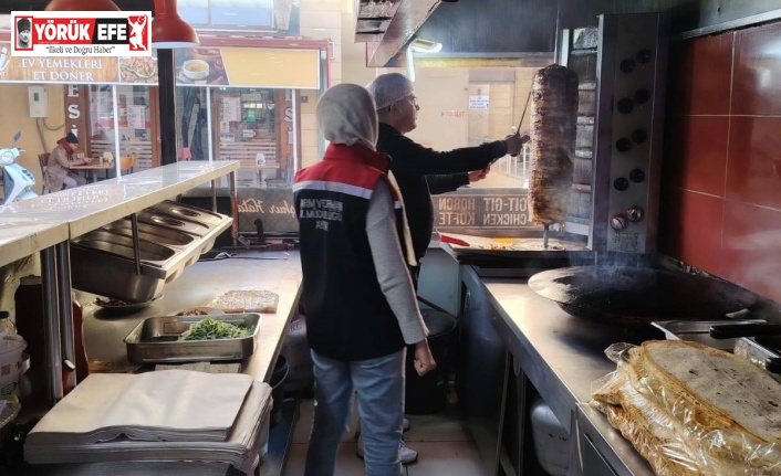 Söke’de dönerciler denetlendi