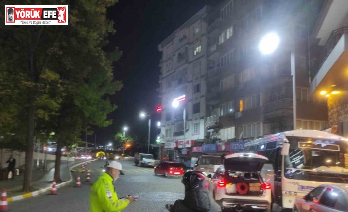 Aydın’da trafik ekiplerinden ‘reflektör yelek’ denetimi