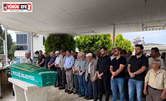Kalp krizi geçirip hayatını kaybeden müezzin toprağa verildi