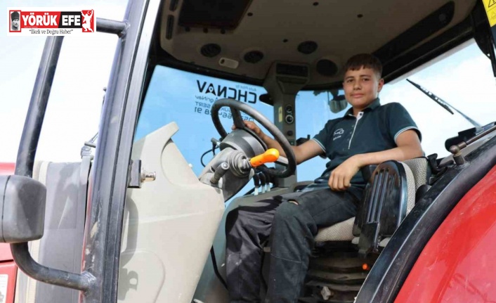 14 yaşındaki ortaokul öğrencisi Muhammet Efe tek başına 300 dönüm arazide üretim yapıyor