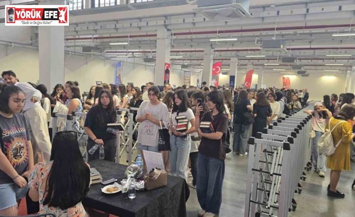 Başkan Çerçioğlu 100 bine yakın kitapseveri Fuar Aydın’da buluşturdu