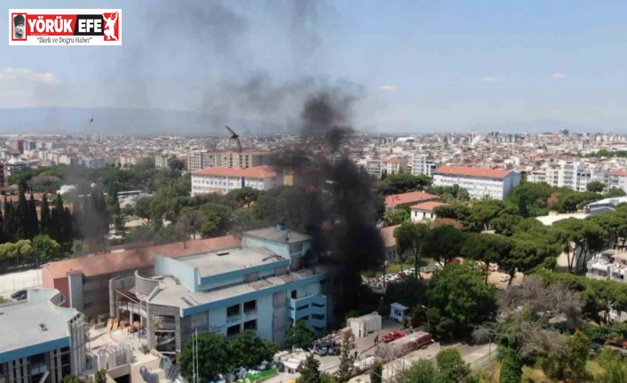 Kentin göbeğinden yükselen kara dumanlar panikletti
