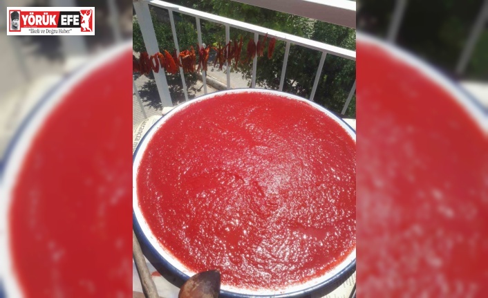 Aydın’da balkonlar kırmızıya boyandı