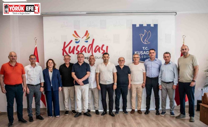 Aydın’daki CHP’li Belediye Başkanları Kuşadası’nda bir araya geldi