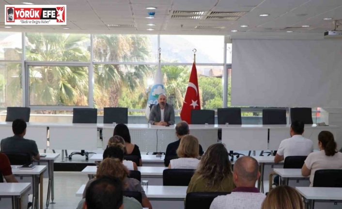 Başkan Arıkan’dan, belediye bürokratlarıyla hizmet odaklı toplantı