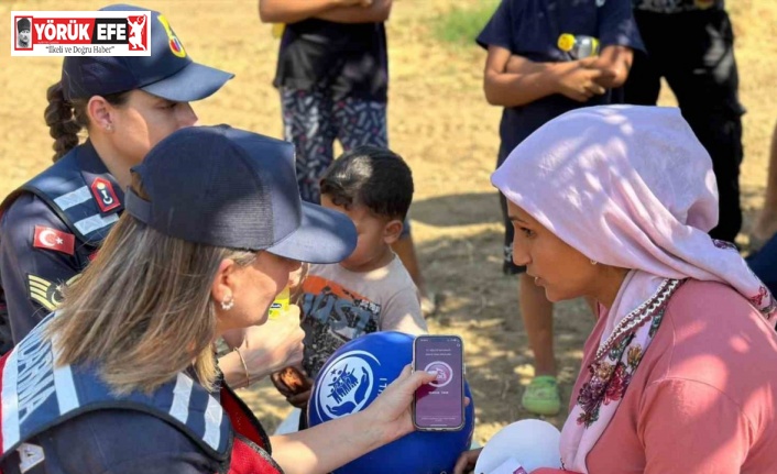 İncir hasadı yapan kadınlara KADES tanıtıldı