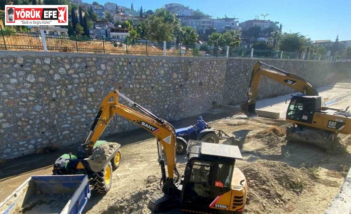 Söke Çayı’nda beklenen temizlik çalışmaları başladı