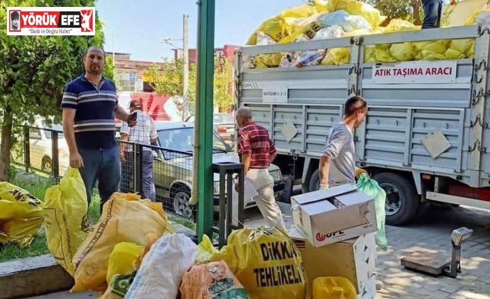 Zirai ilaç ambalajları kampanyasına çiftçiler destek veriyor