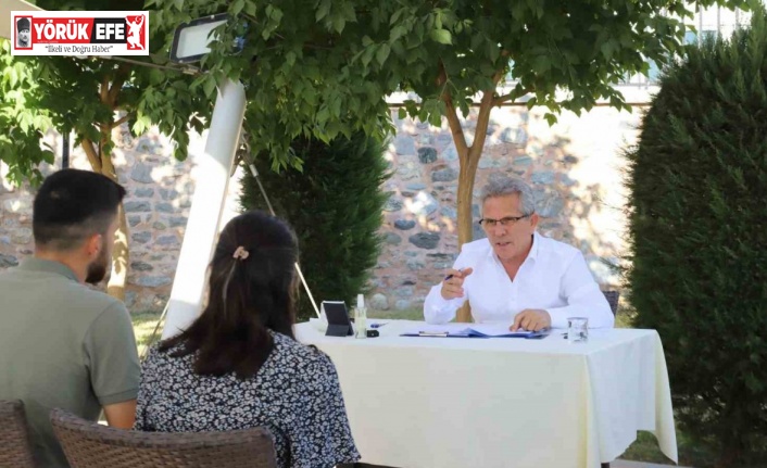 Başkan Tetik, halk gününde vatandaşları dinledi