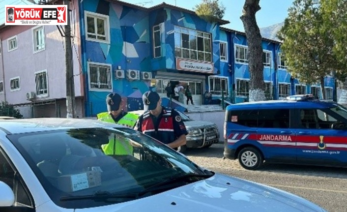 Çine’de jandarmadan okul çevrelerinde önleyici kolluk devriyesi