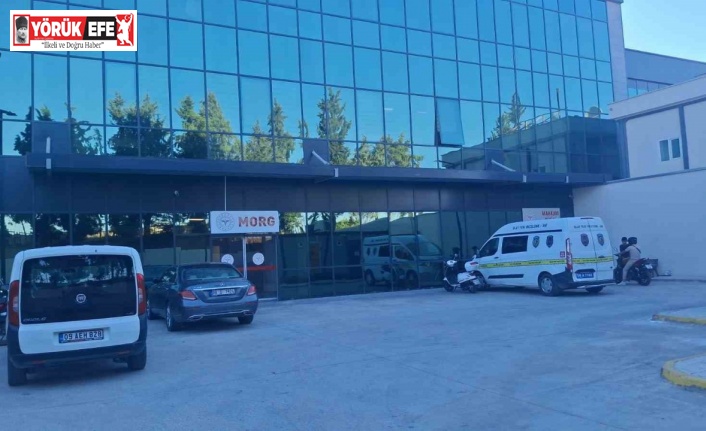 Didim’de göçmen botundan denize düşen anne ve çocuğu hayatını kaybetti