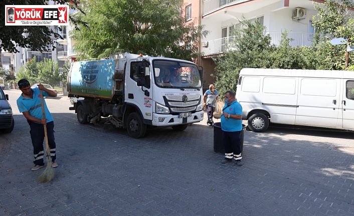 EFELER’İN MAHALLELERİNDE TEMİZLİK SEFERBERLİĞİ DEVAM EDİYOR