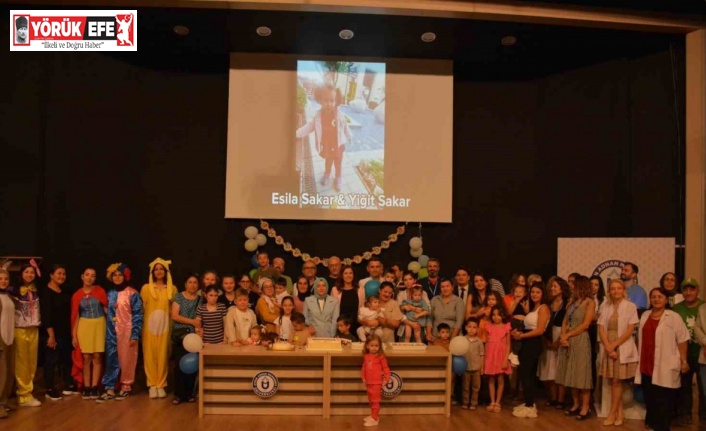 Hastanede tedavi gören çocuklara doğum günü sürprizi