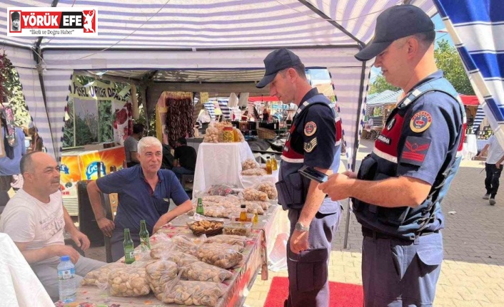 Karacasu’da festival alanında esnafa ’Güvenli Ticaret’ uyarısı