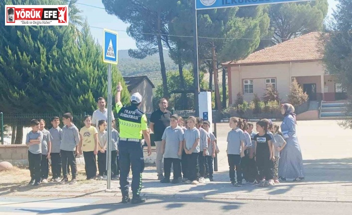 Karacasu’da minik öğrencilere trafik bilinci aşılandı