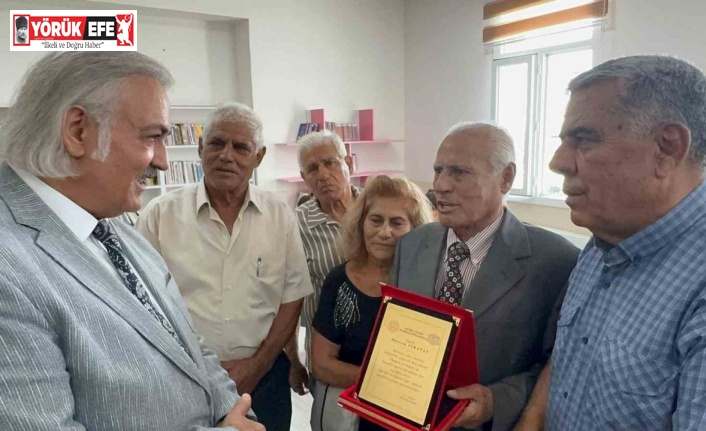 Sökeli hayırsever eşinin ismini okul kütüphanesinde yaşatacak