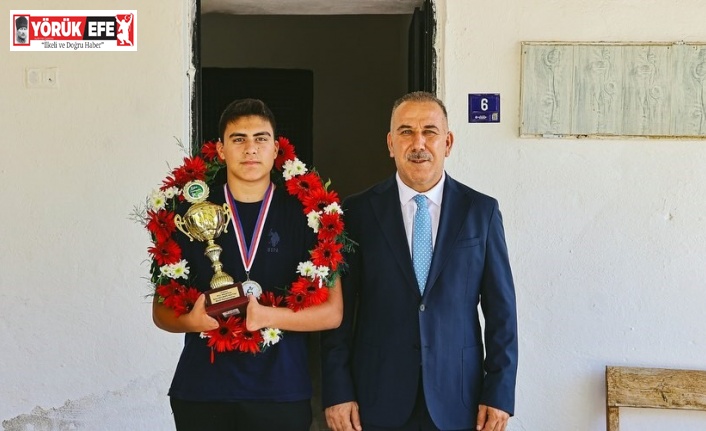 Yığmatepe, dünya şampiyonu Muaz ile bir araya geldi