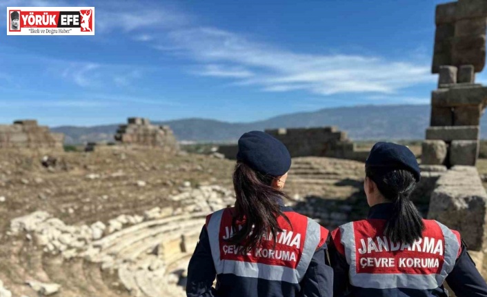 Antik kentte jandarma devriyesi