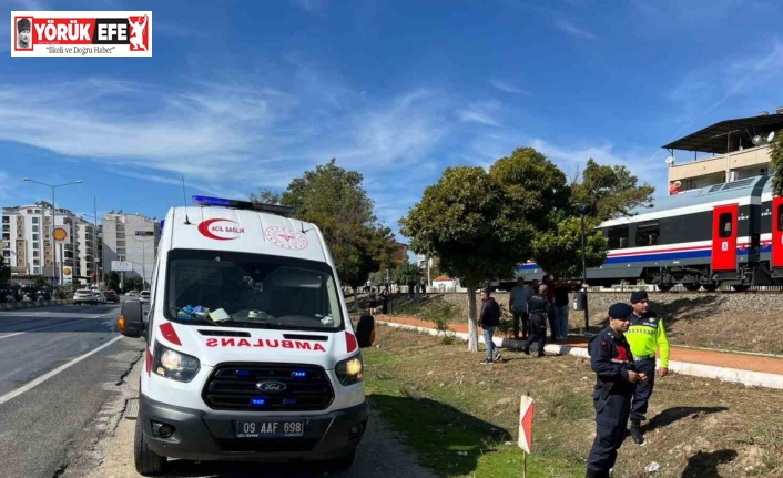 İncirliova’da trenin çarptığı yaşlı kadın ağır yaralandı