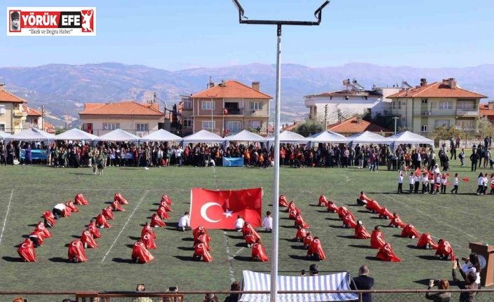 Karacasu’da Cumhuriyet’in 102. yılı coşkuyla kutlandı