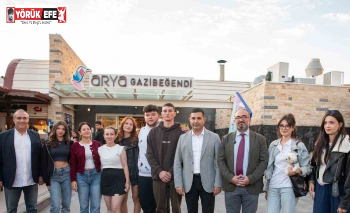 Kuşadası Belediyesi sofrasını bu yıl da üniversitelilerle paylaşıyor