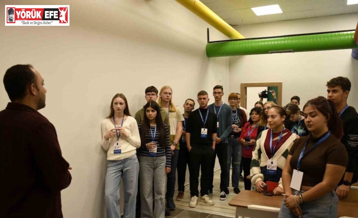 Kuşadası Kardeş Şehirler Gençlik Toplantısı başladı