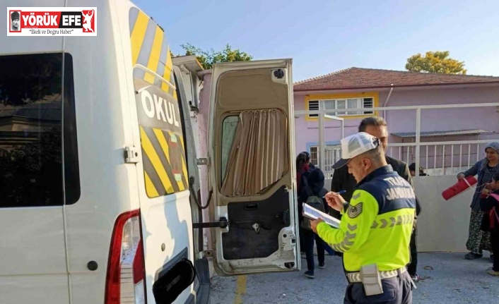 Söke ve Sultanhisar’da okul servislerine jandarma denetimi