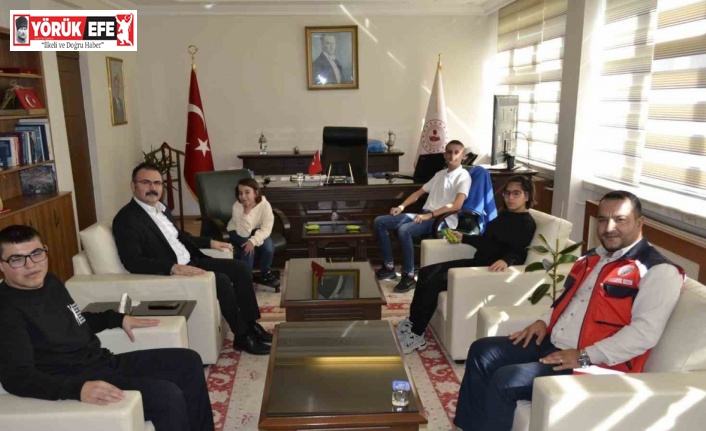 Sultanhisar Kaymakamı Ateş, özel çocukları makamında ağırladı