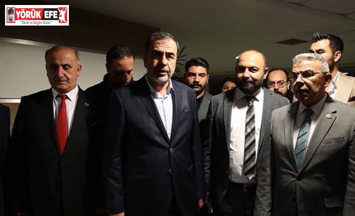 AK Parti’den, CHP’li meclis üyelerine "tutarlı siyaset yapın" çağrısı