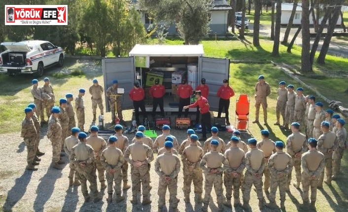 Aydın’da 105 jandarma personeline afet eğitimi verildi