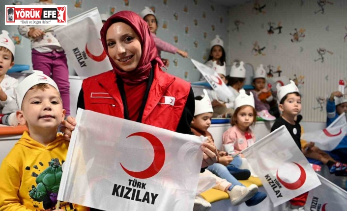 Kuşadası Belediyesi Çocuk Gelişim Merkezi’nde miniklere Kızılay anlatıldı
