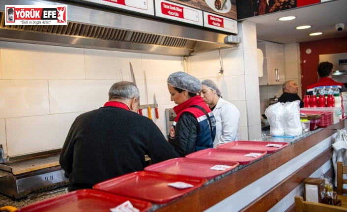 Kuşadası Belediyesi halk sağlığıyla oynayanları affetmiyor
