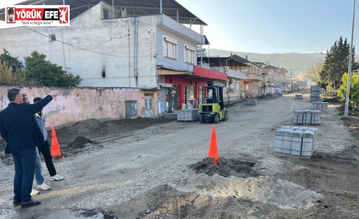 Yenipazar’da yol ve kaldırım çalışmaları sürüyor