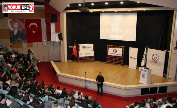 ADÜ’de "Diksiyon ve Topluluk Önünde Konuşma Sanatı" etkinliği gerçekleşti