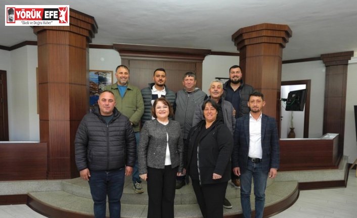 Başkan Gençay, pazar esnafını ağırladı