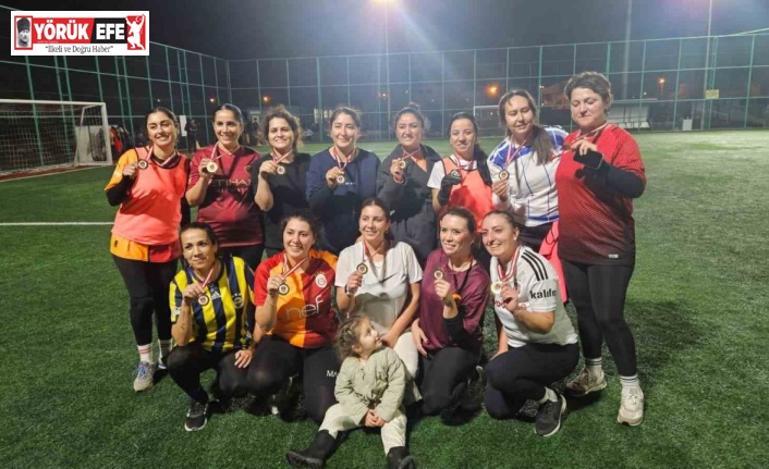 Didim’de anneler sahaya indi