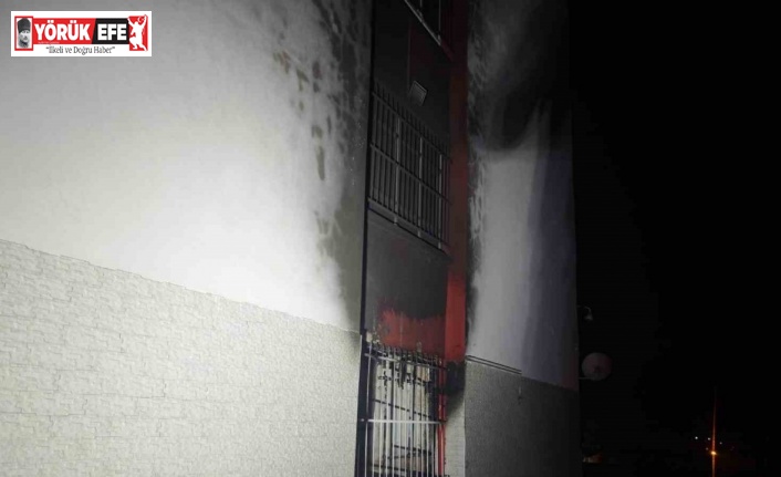 Tahliye edilen okulda çıkan yangın panikletti