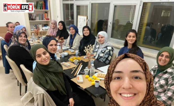 Hem konaklıyorlar hem açılan kurslarla kendilerini geliştiriyorlar